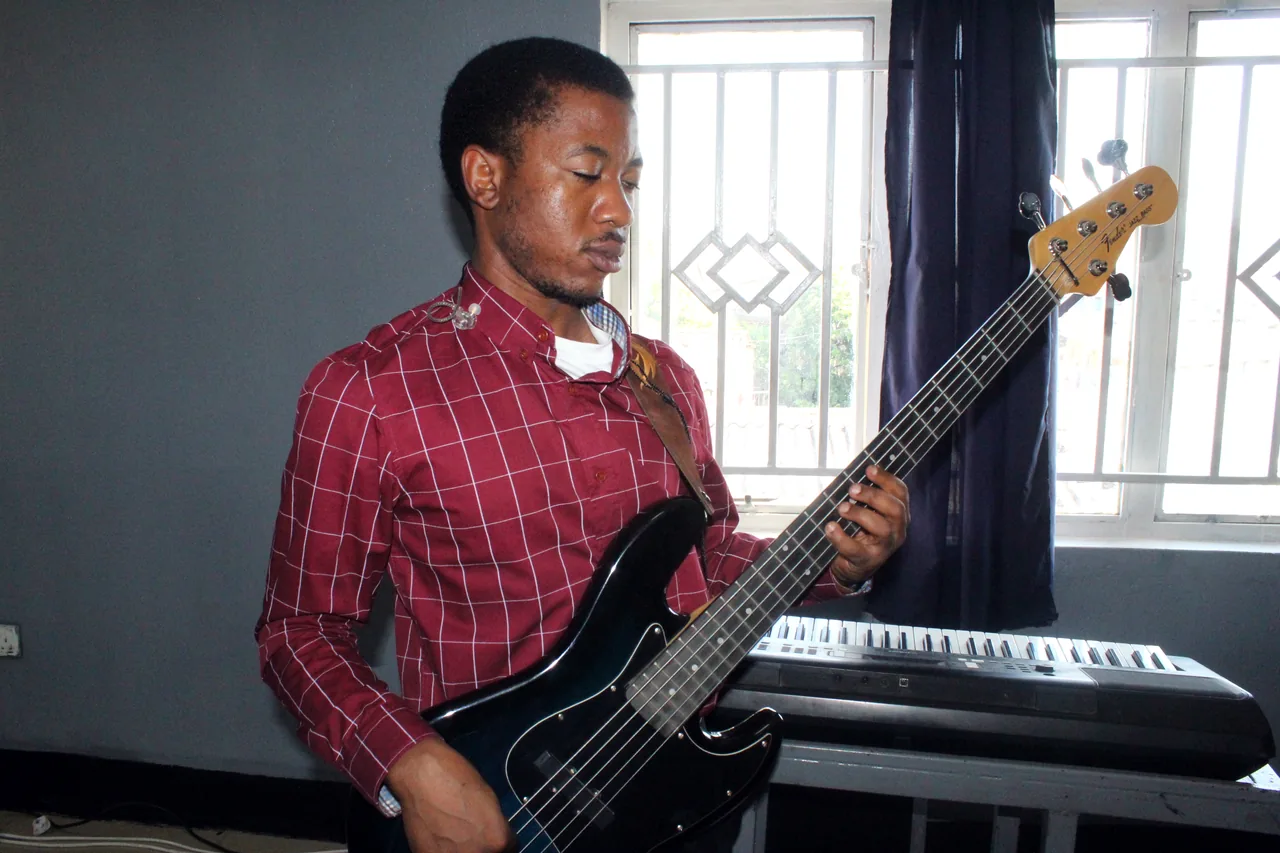 Bass